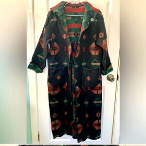 Woolrich aztec reversible hooded duster